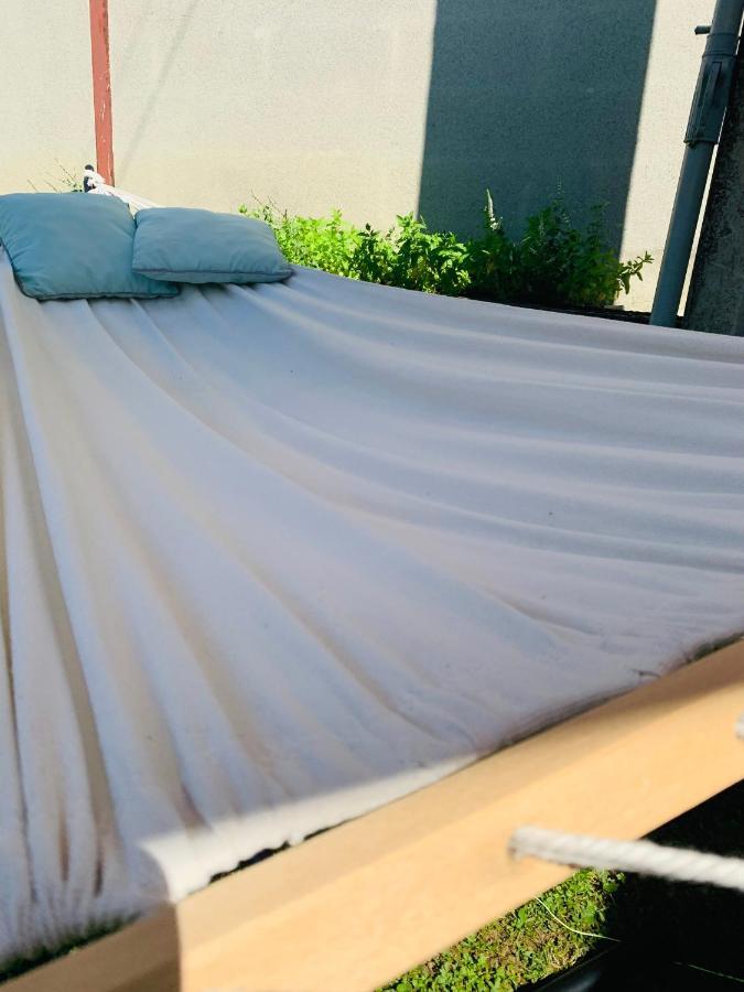Coquet Appartement Aux Pieds Des Montagnes Scionzier Exterior photo